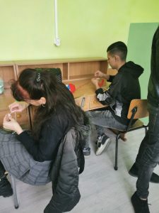 IMG-b2b7d2ef8b226042179eaace2ce29a64-V-225x300